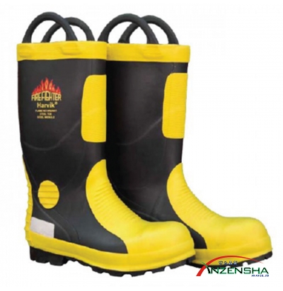 Fire fighting boot